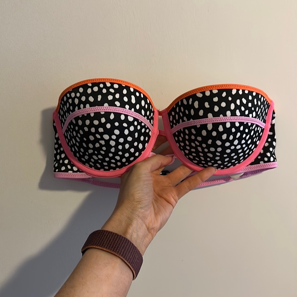 Victoria’s Secret Black & White Polkadot Bikini Top 34C